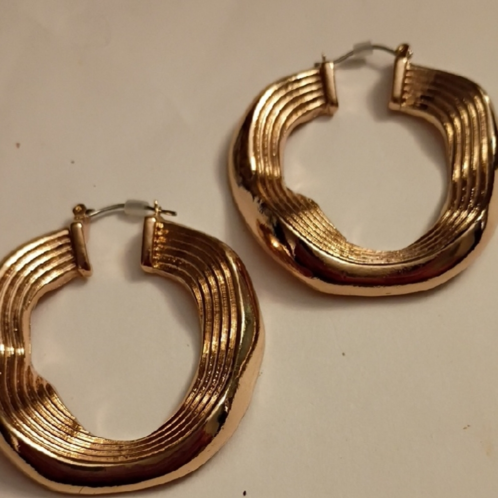 Jessica Simpson Gold Textured Hoop Earrings